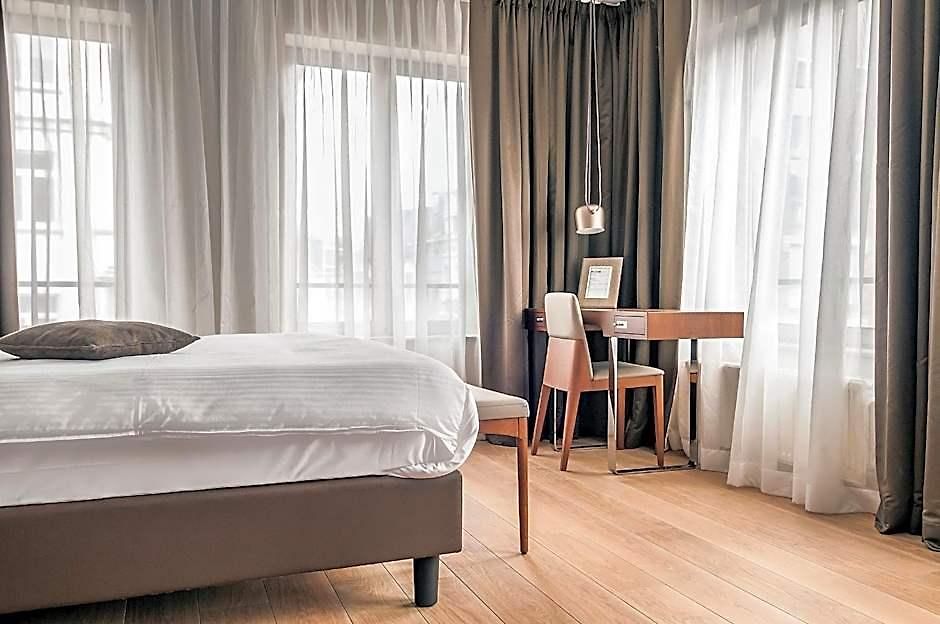 Hotel Agenda