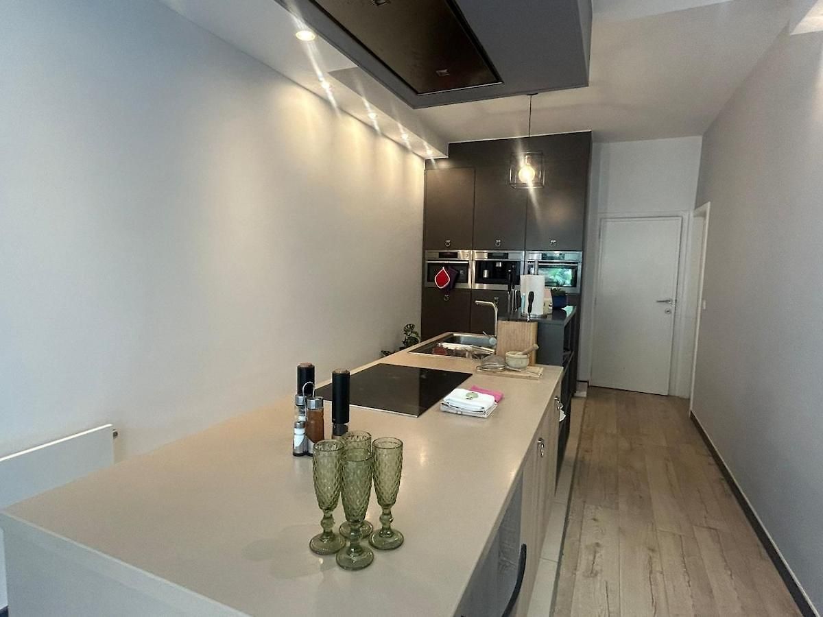 Spacious Family For 6 To 8 Guests With 3 Bedrooms And 2 Bathrooms Between Center And Airport Brussels
