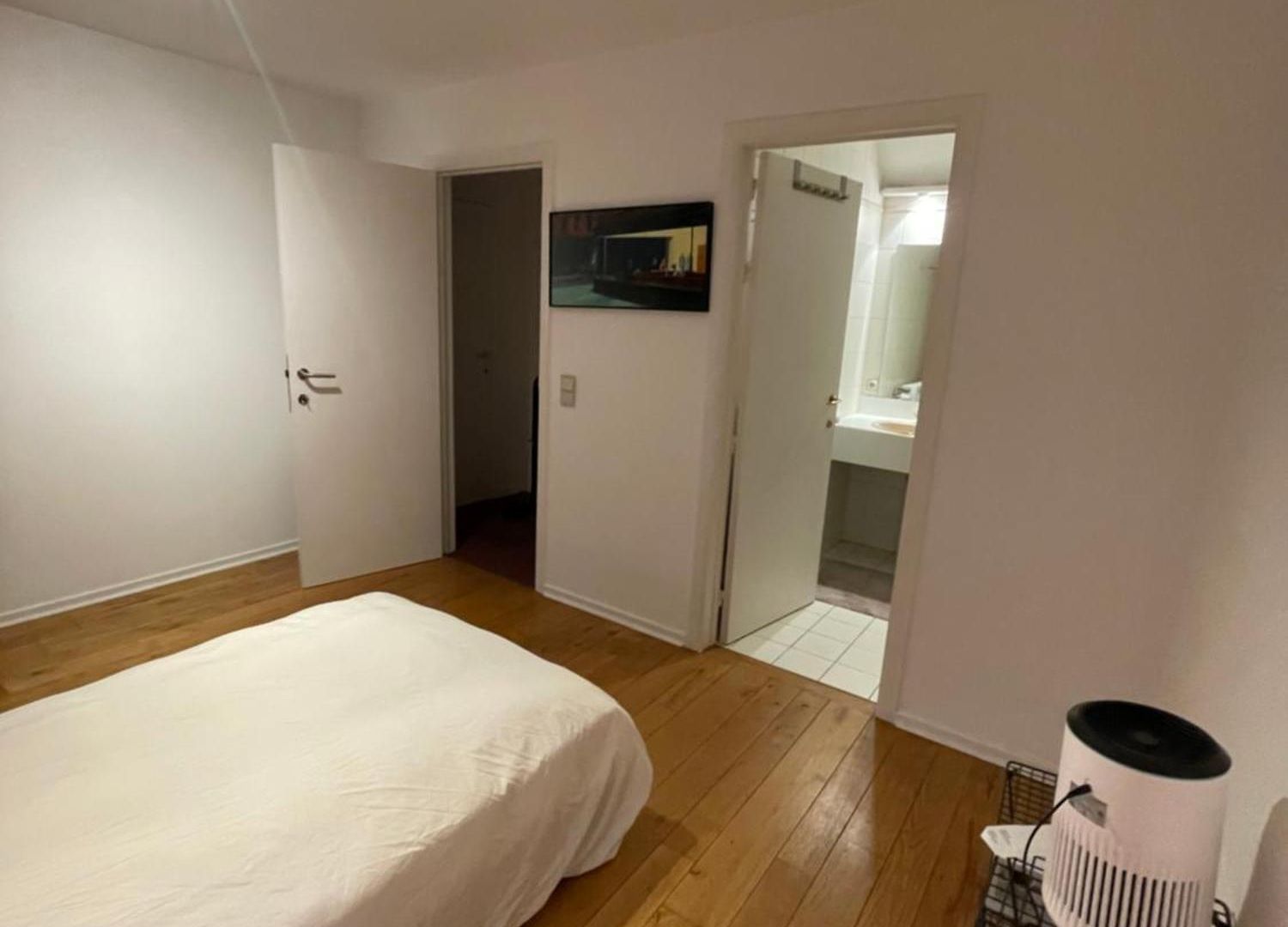 En-suite In A Beautiful Big House *