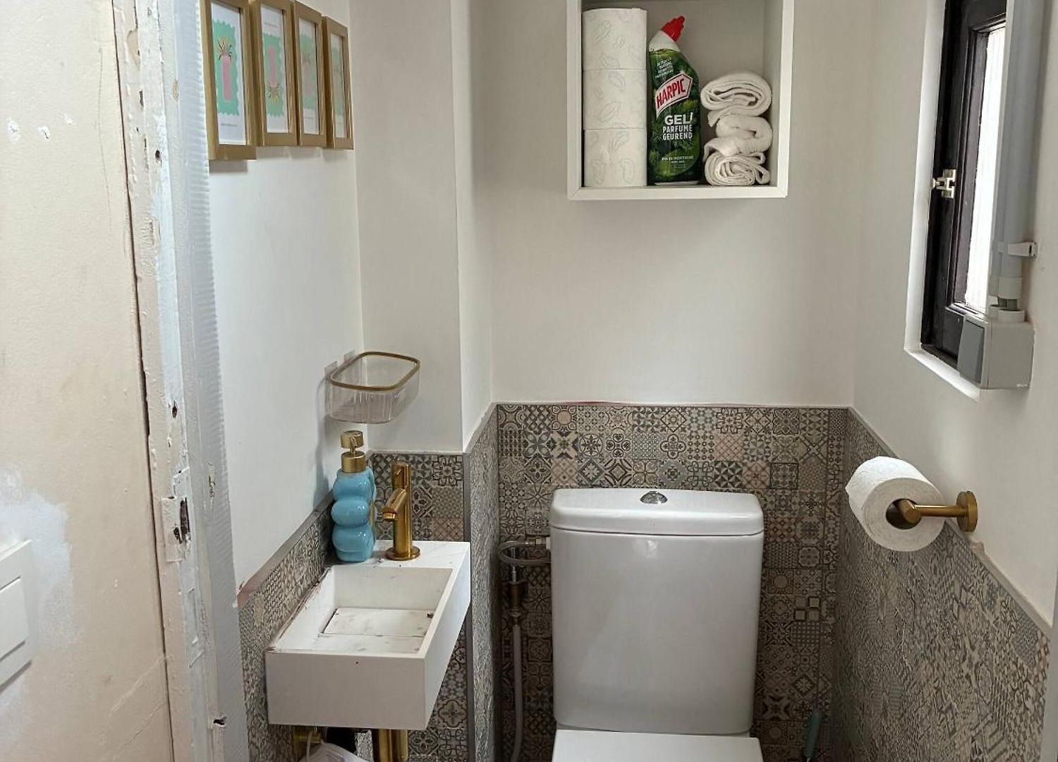 Guest house Tastefully-decorated Bedroom With Garden Access 3*