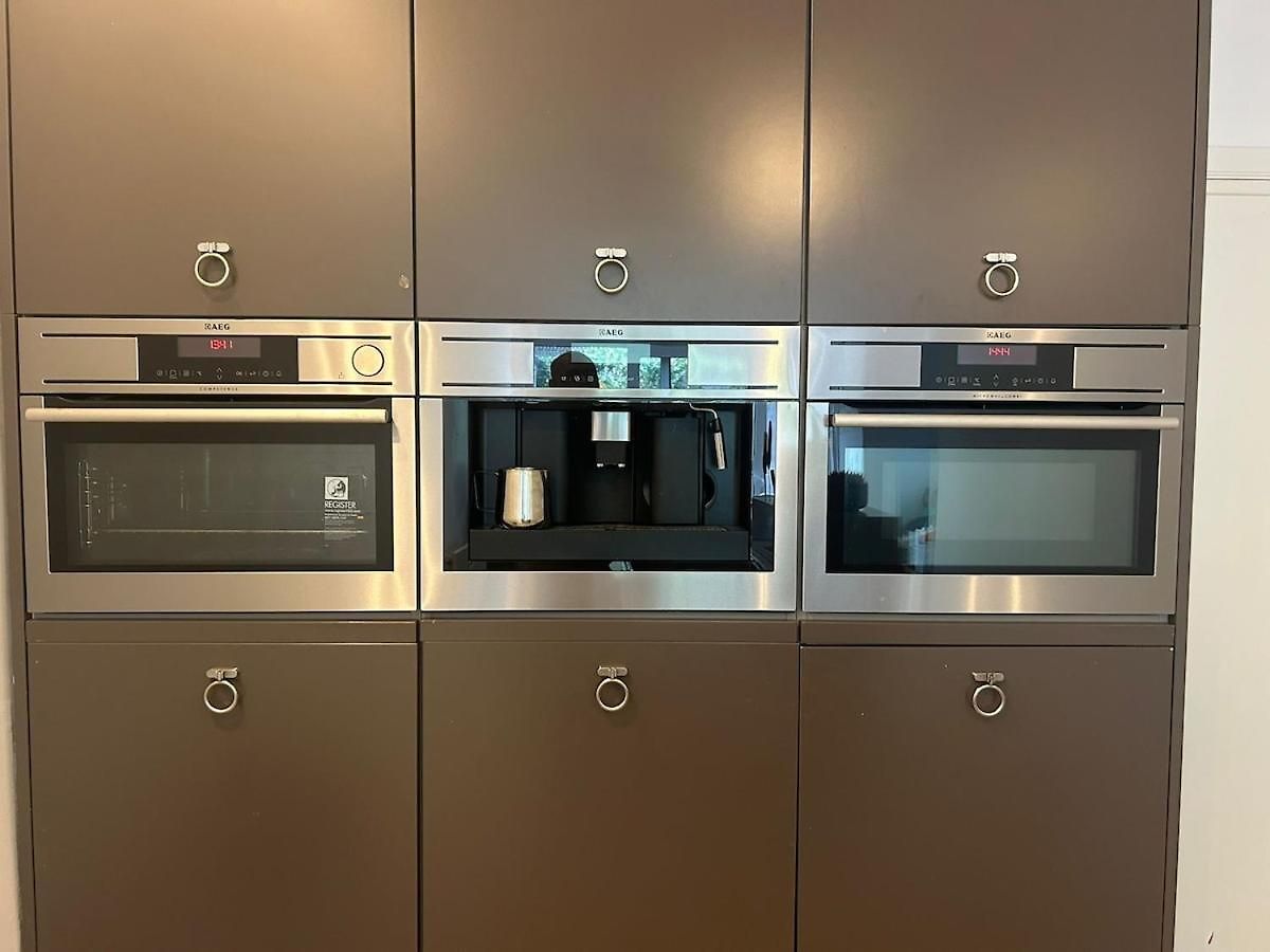Spacious Family For 6 To 8 Guests With 3 Bedrooms And 2 Bathrooms Between Center And Airport Holiday home Brussels