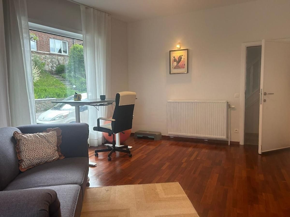 Spacious Family For 6 To 8 Guests With 3 Bedrooms And 2 Bathrooms Between Center And Airport Brussels