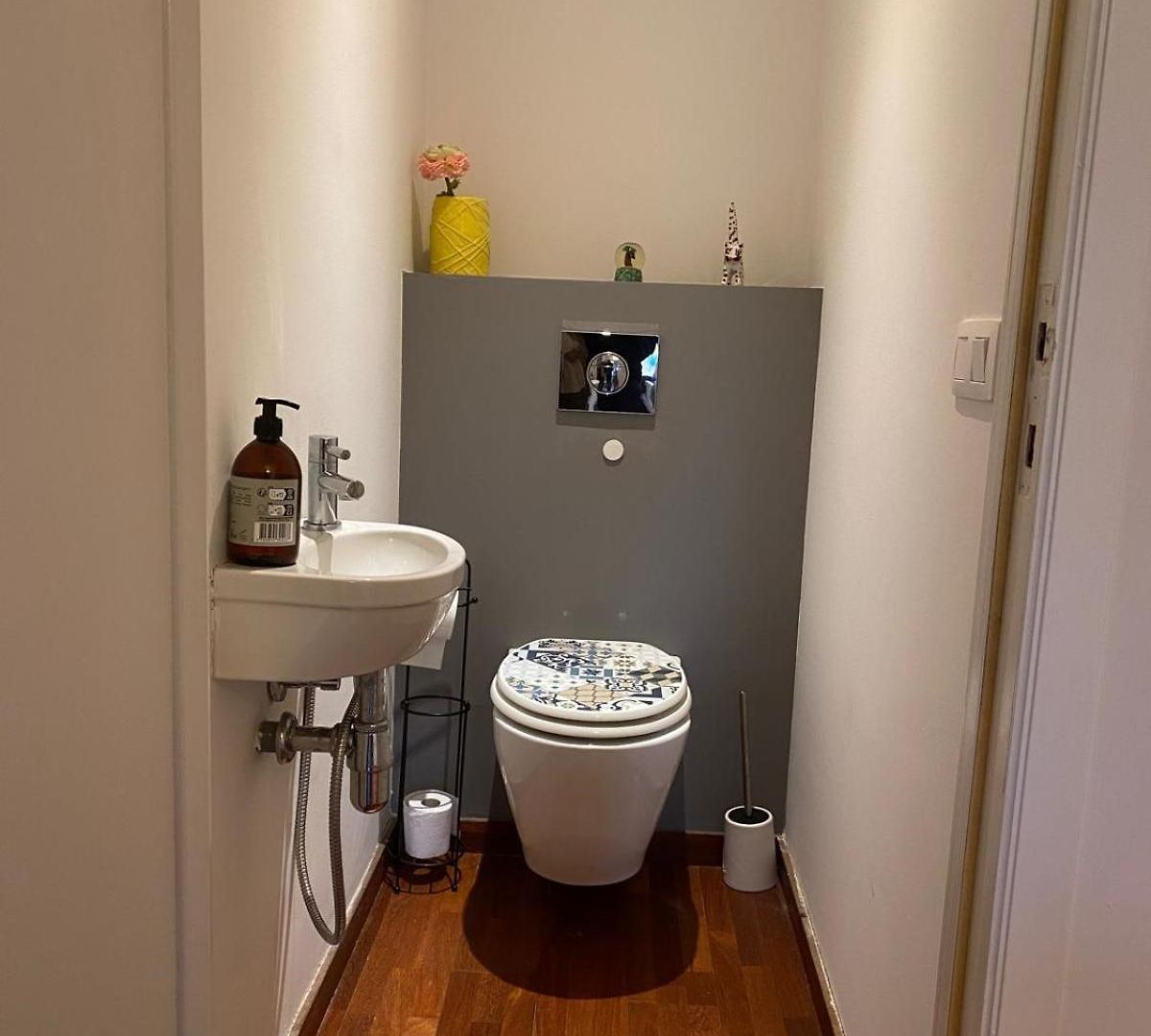 Spacious Family For 6 To 8 Guests With 3 Bedrooms And 2 Bathrooms Between Center And Airport Holiday home Brussels