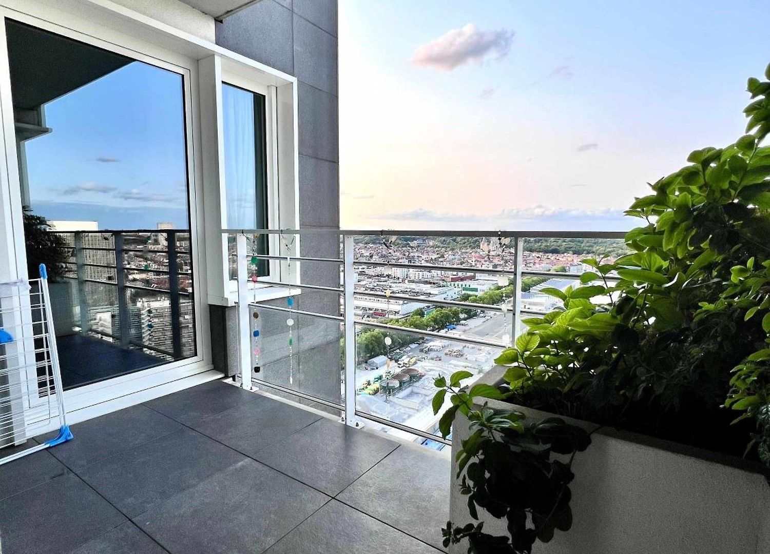 Penthouse Skyline 220 M2 Of Refined Elegance 4*
