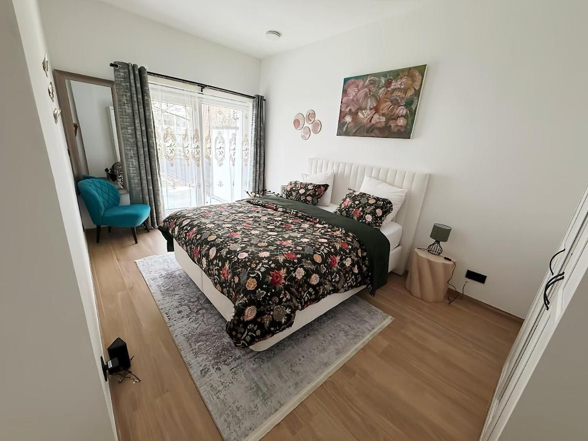 Bright & Stylish 2br Quiet Terrace Apartment Brussels