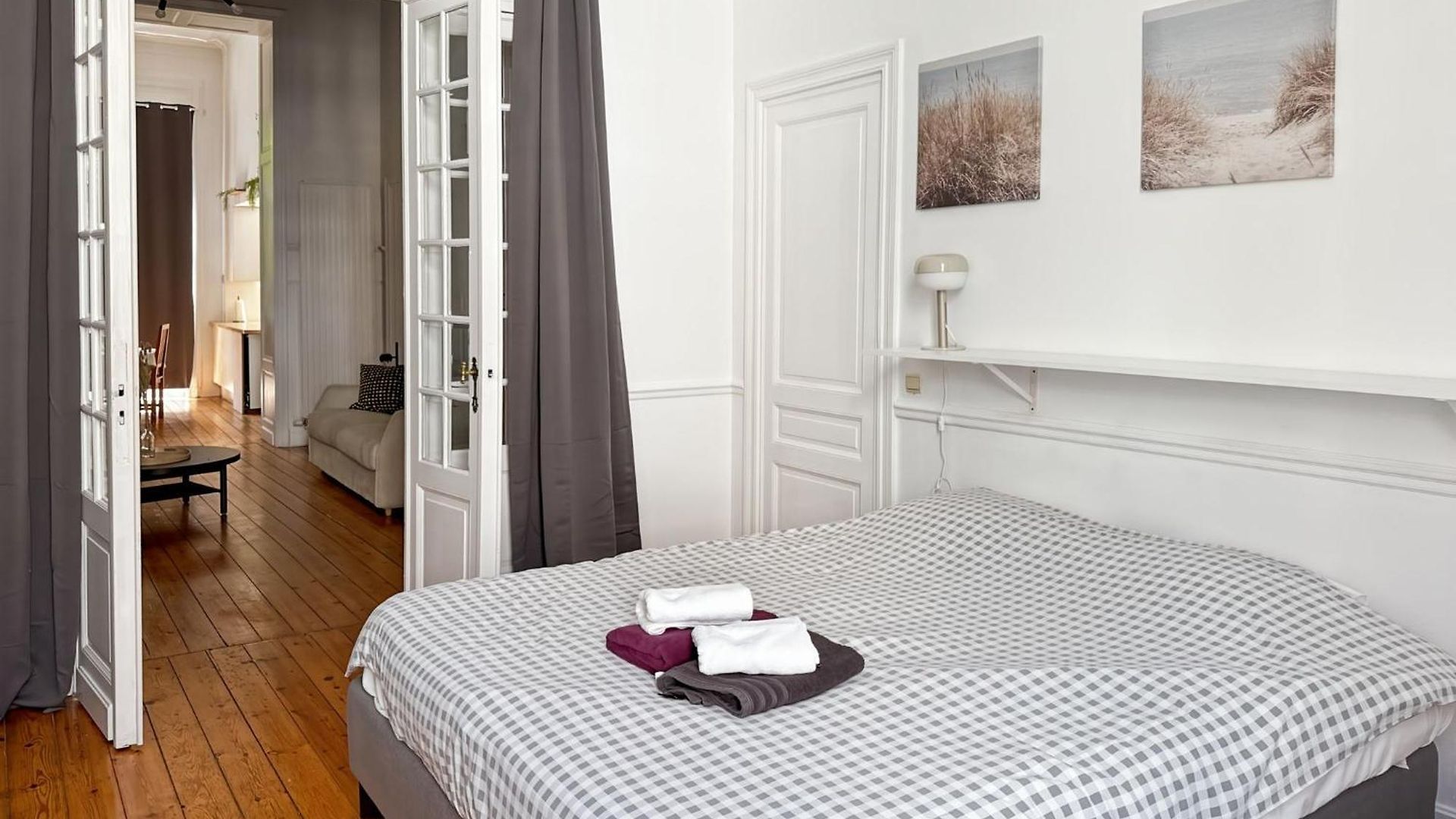 Brugman Area Self Check In For 5 * Brussels