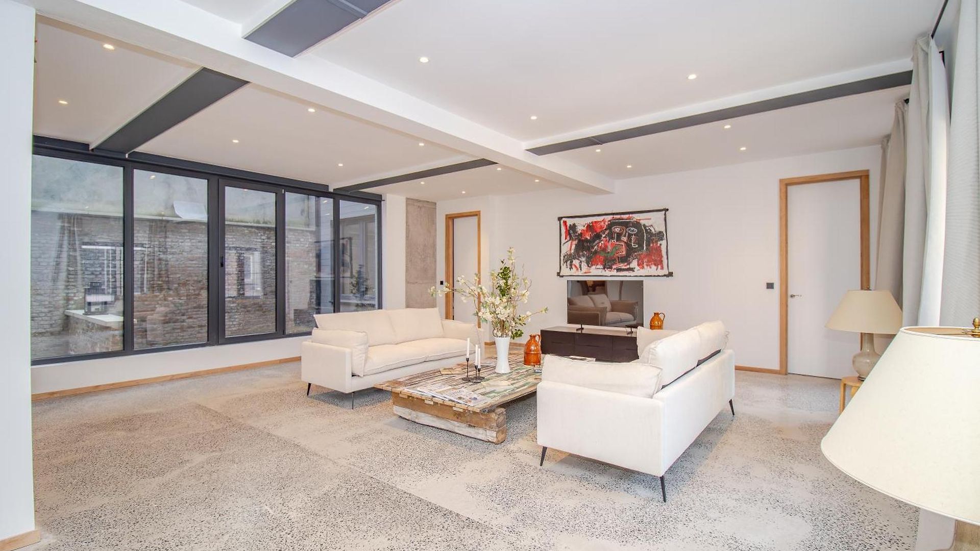 Luxury Lofts Stcatherine Apartment