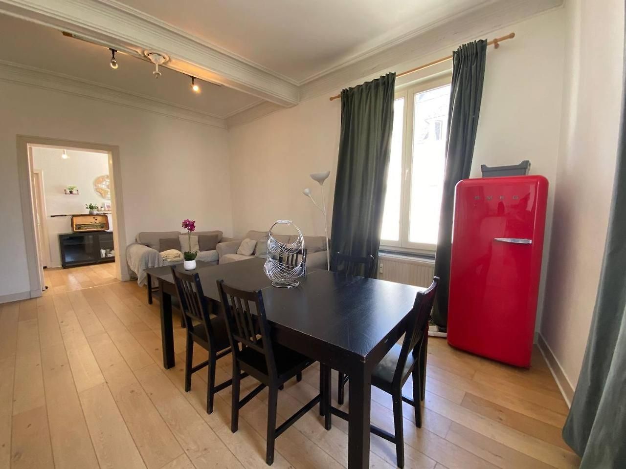 Apartment Urban Elegance Steps From Eu Madou & Historic Center Of