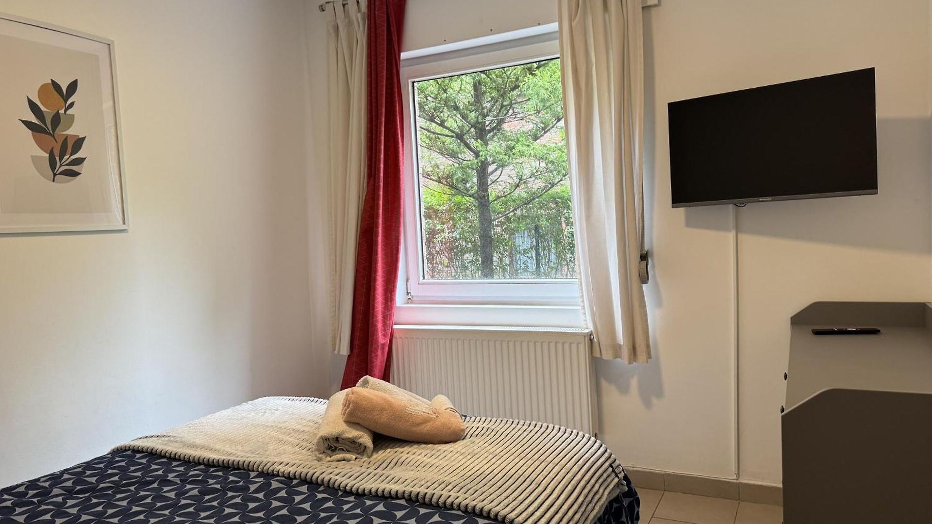 Apartment Luxueux Calme Avec Jardin & Terrasse Metro Direct Centre De *