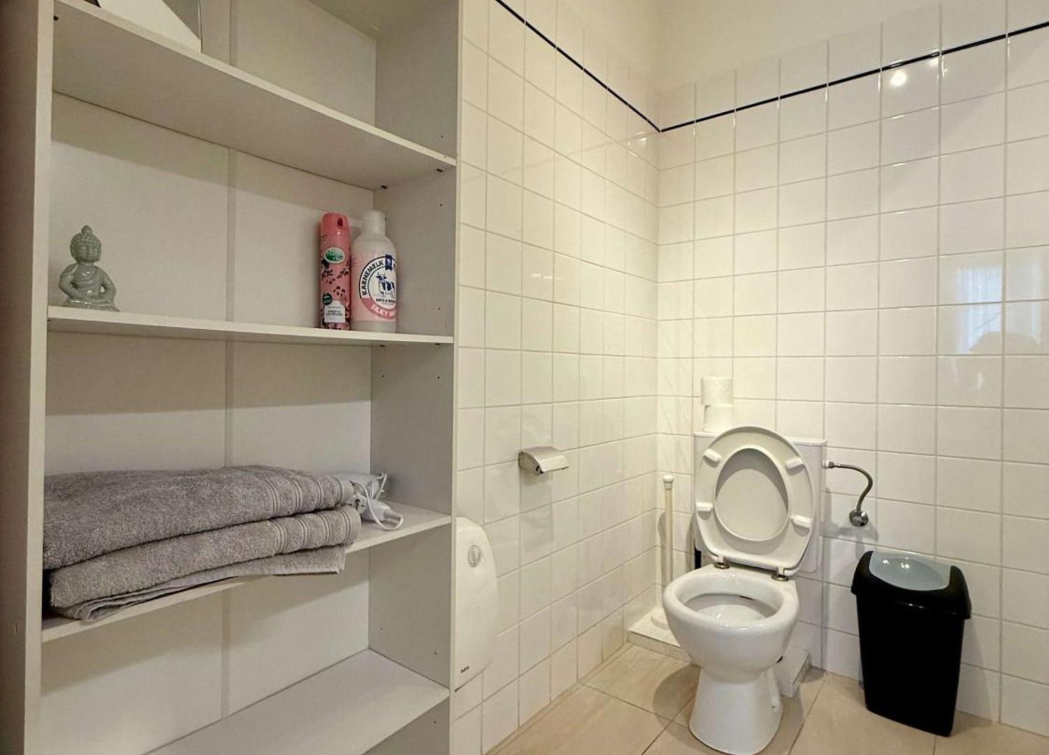 & Elegant Close To The European Parliament Apartment *