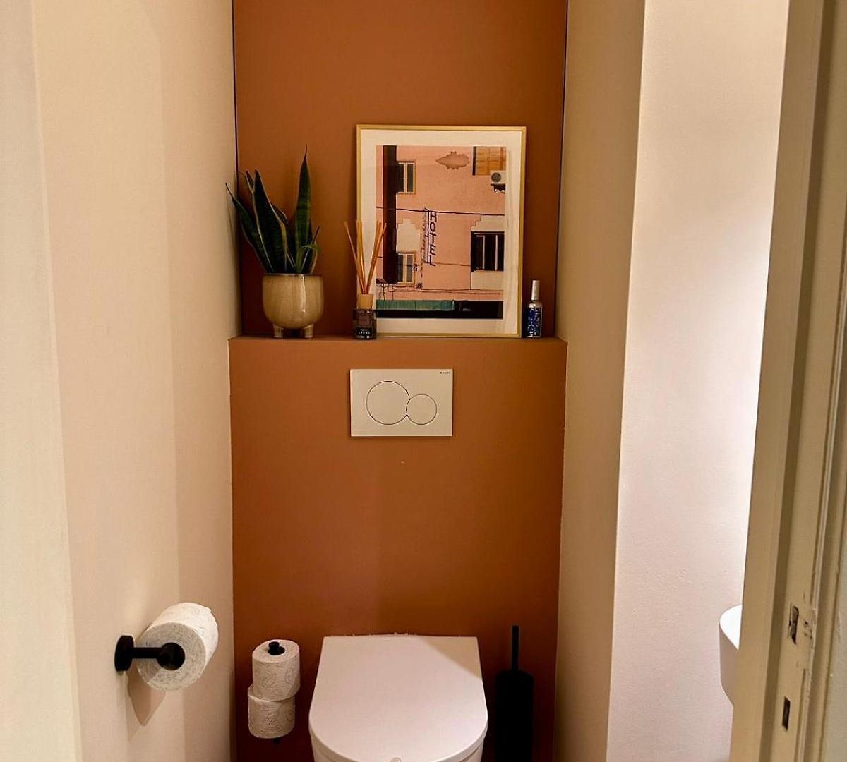 Charming 2-bedroom With Big Balcony Brussels