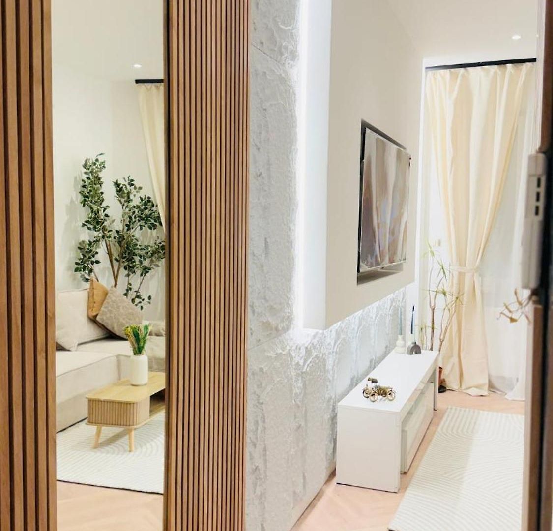 Entire Apartment, High Standing, Modern And Cozy Brussels