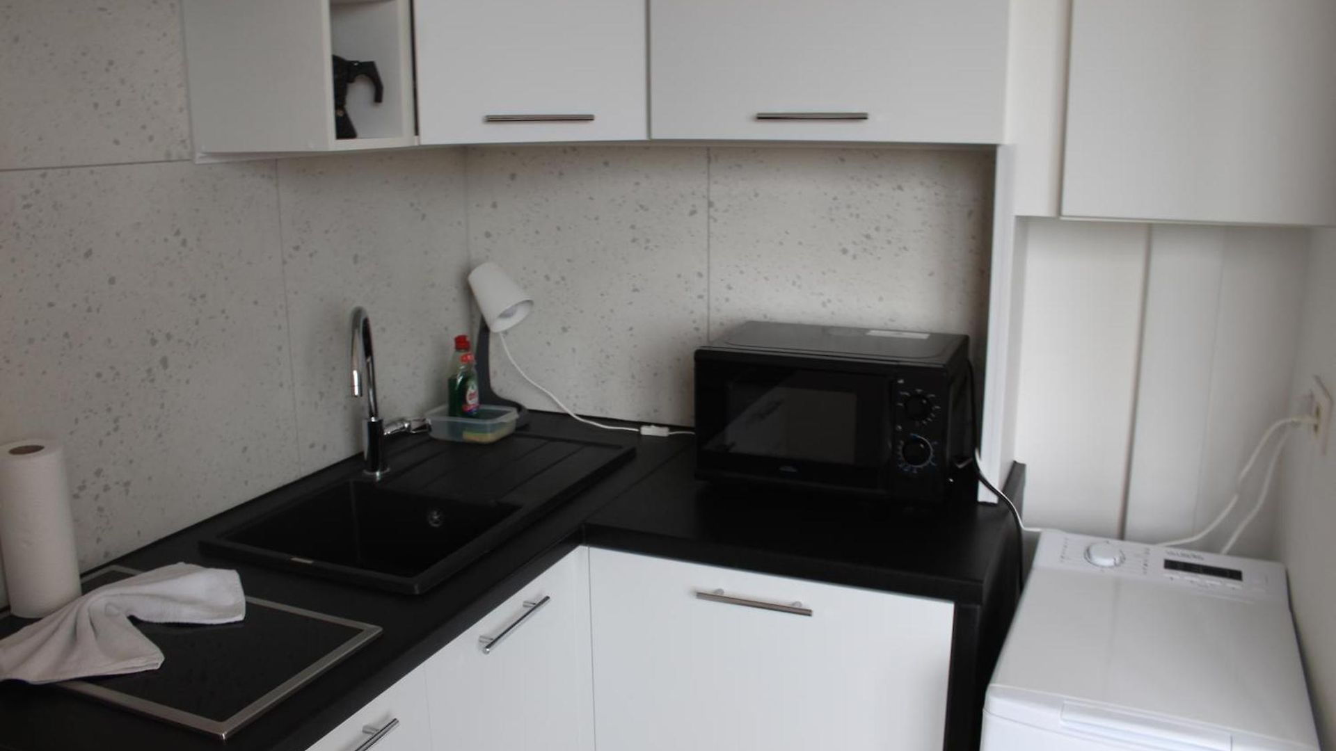 Elegant Renovated Studio, Center Brussels