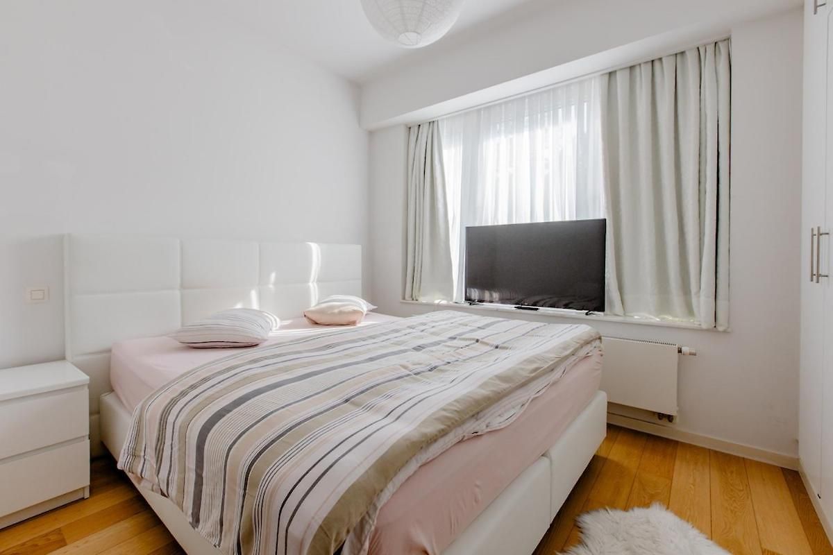 Louise Prestige Suite-brussels Center *
