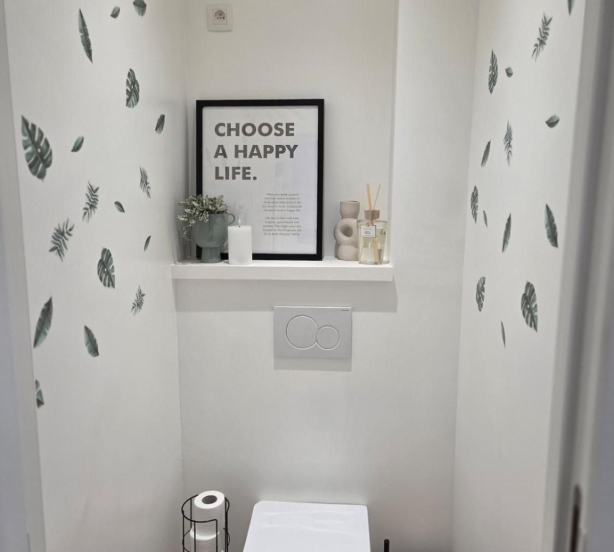 Apartment At Your Feet *