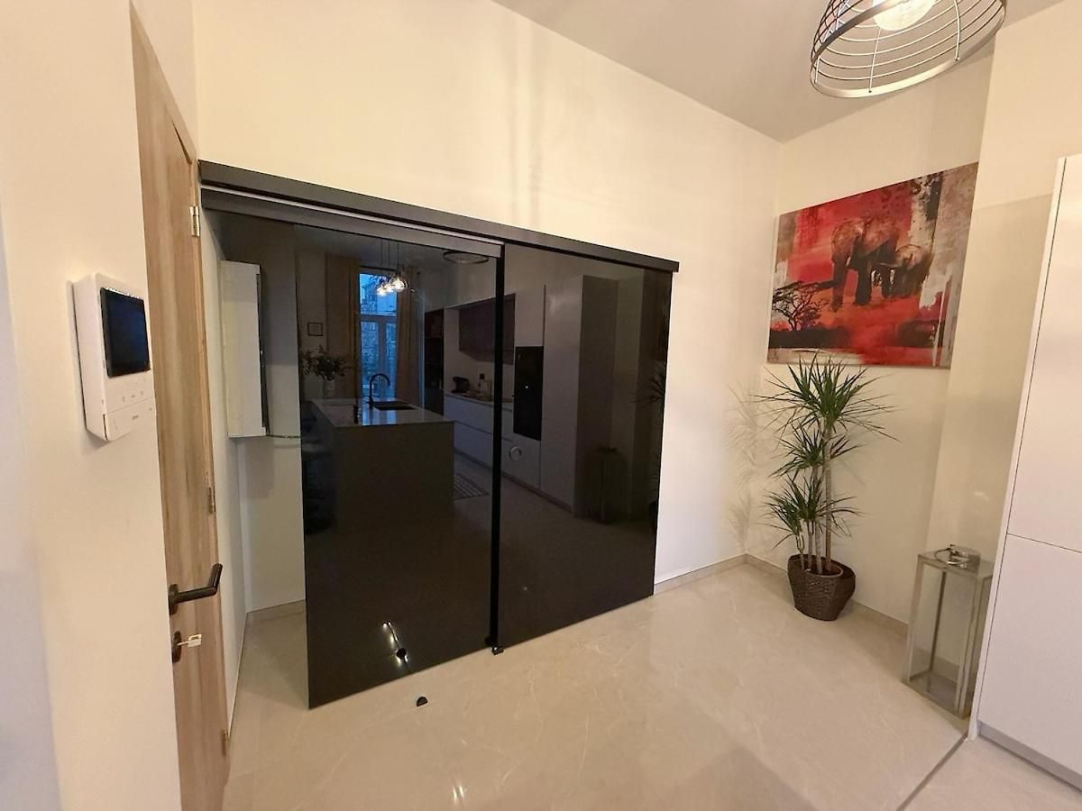 Bright & Stylish 2br Quiet Terrace Apartment
