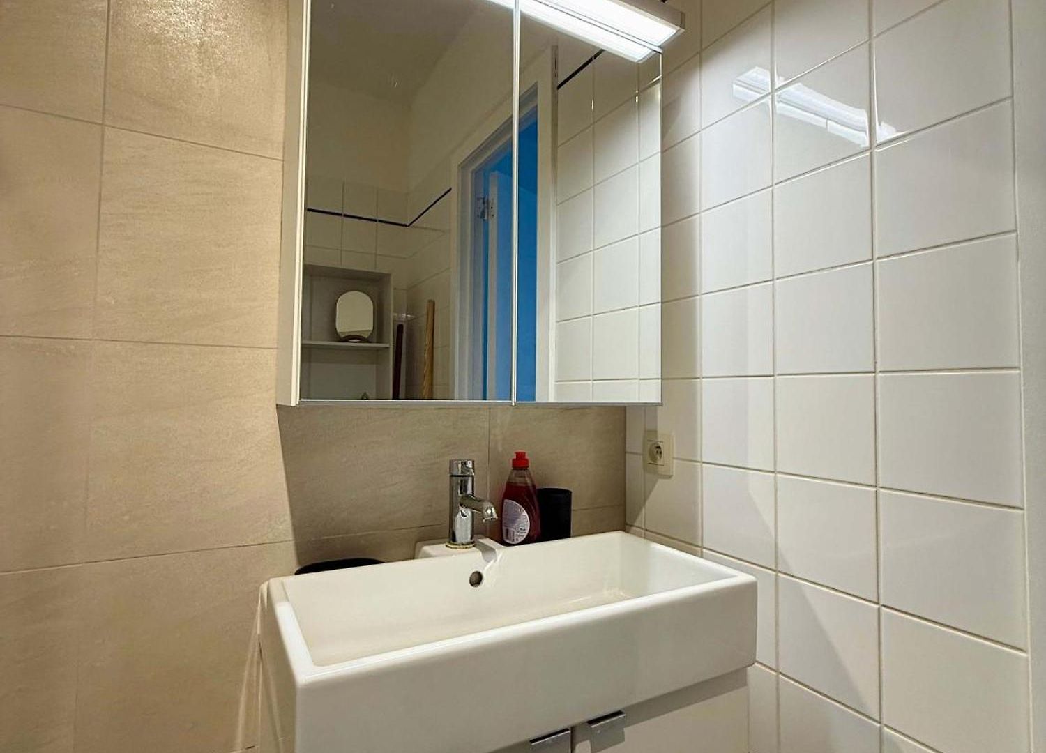 Apartment & Elegant Close To The European Parliament