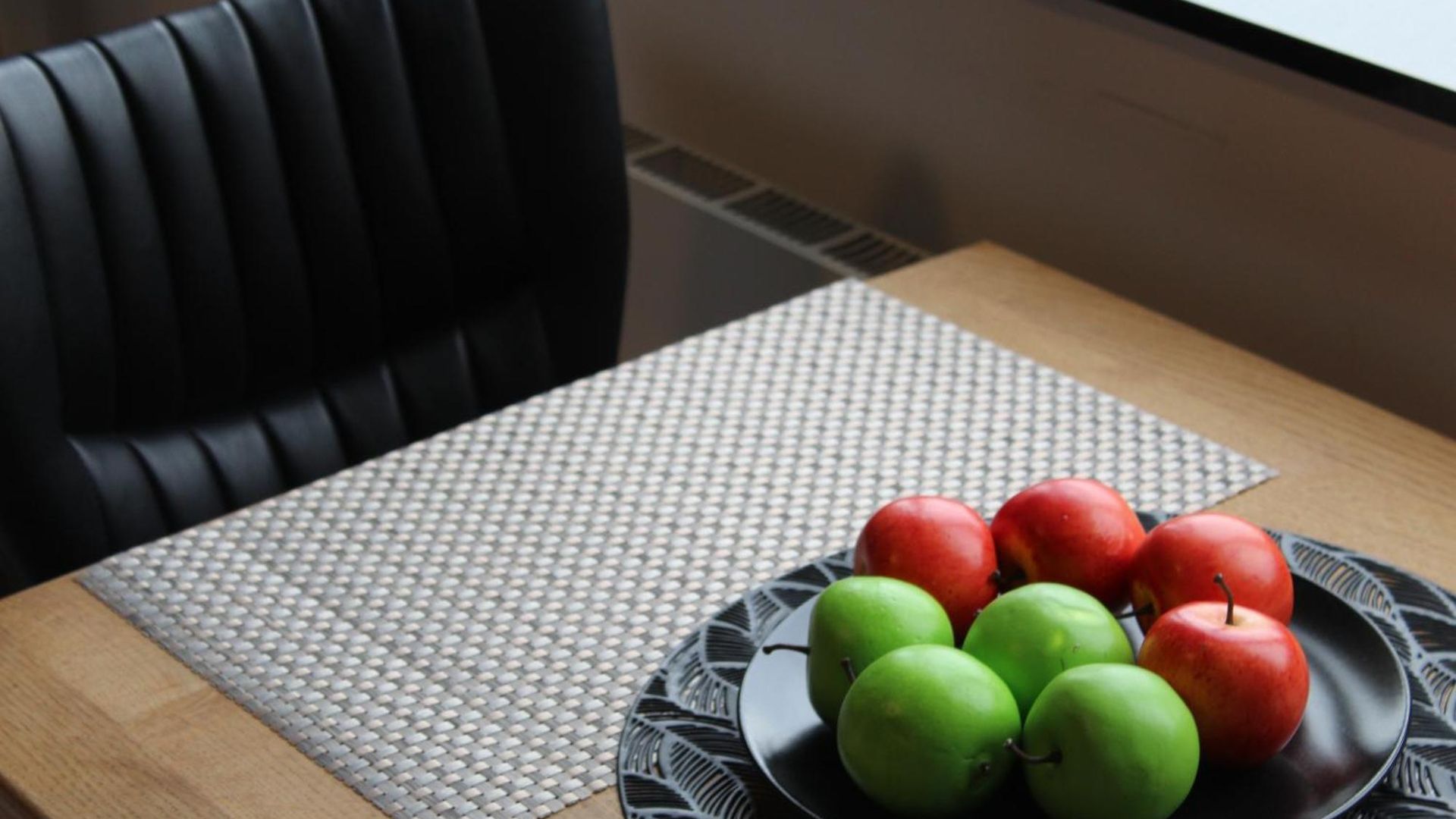 Elegant Renovated Studio, Center Apartment Brussels