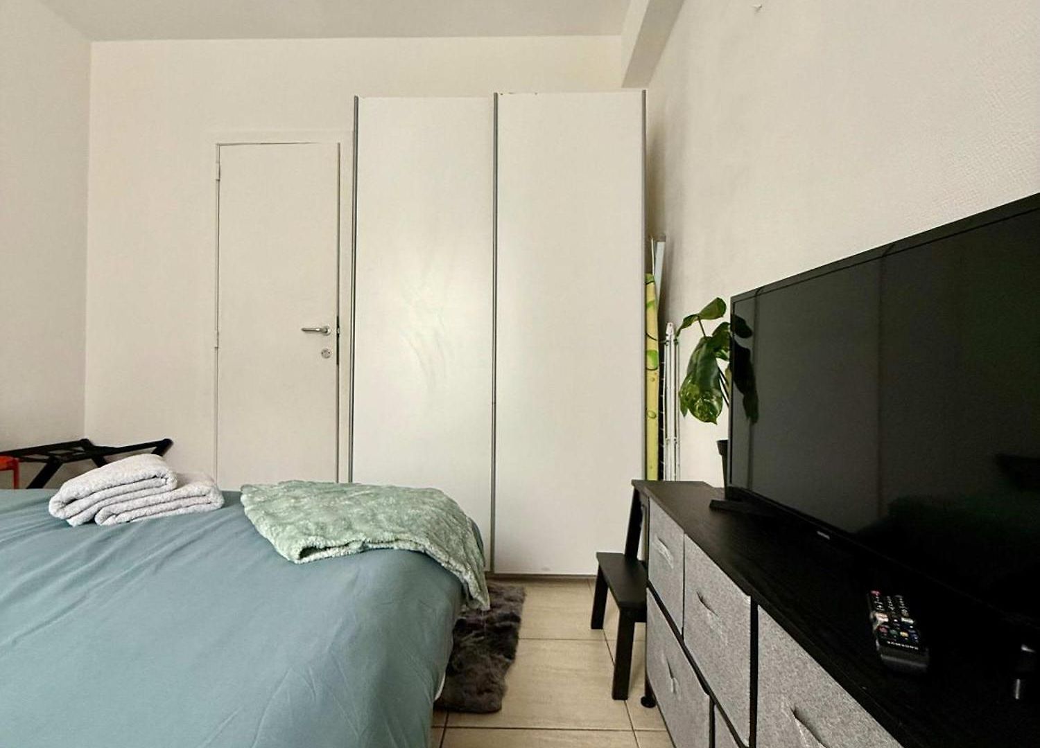 Apartment & Elegant Close To The European Parliament *