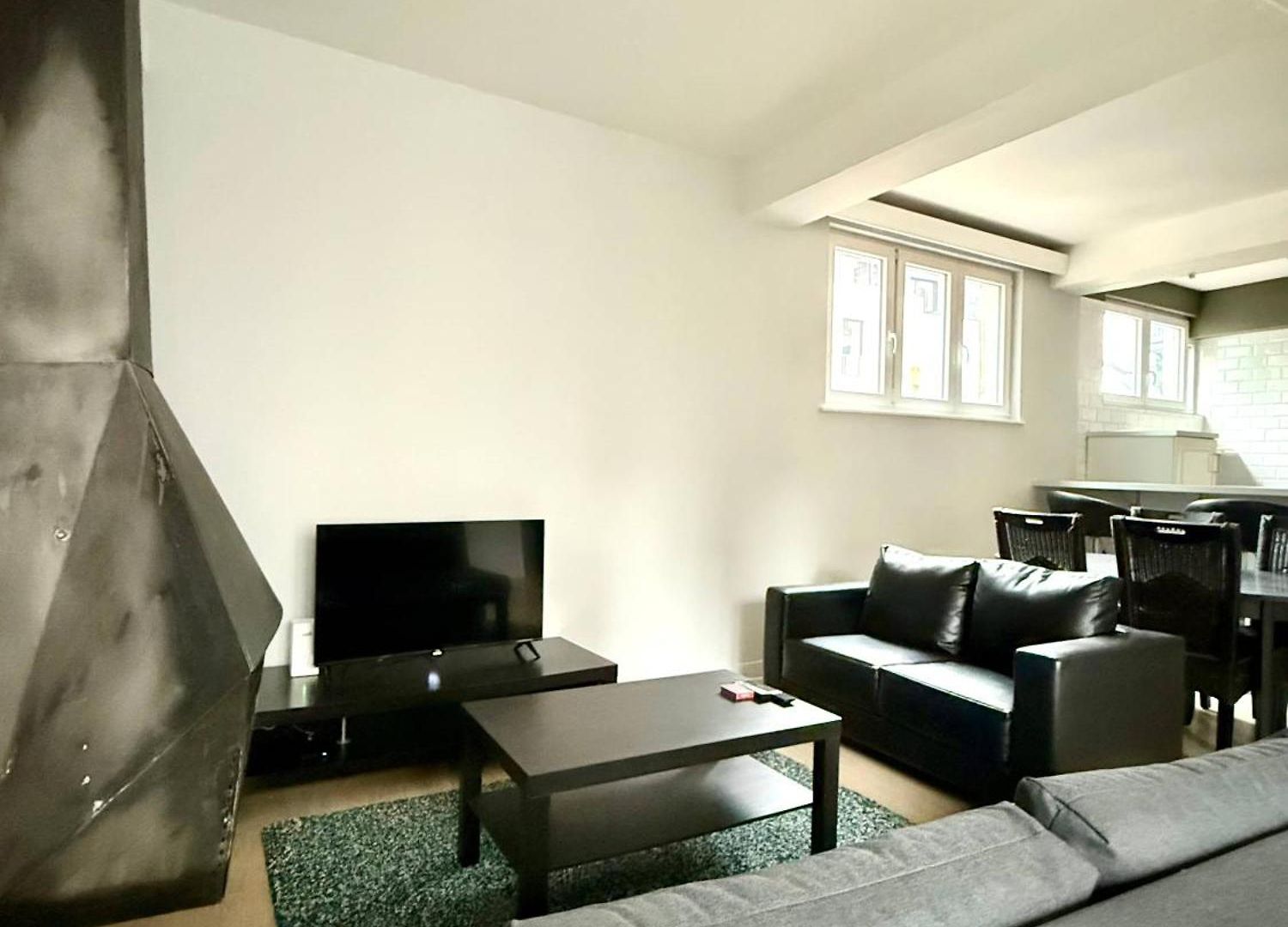 3 Min To The Grand-place - 5 Min To Manneken Pis & Sleeps 6 People * Brussels