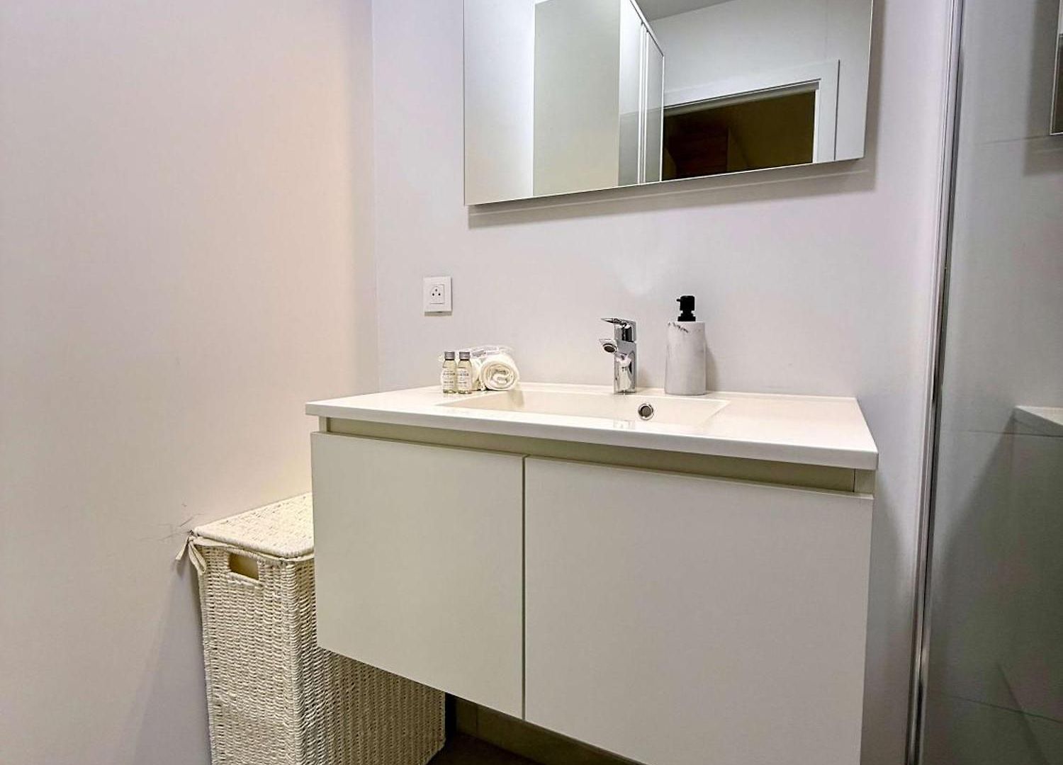 So Cosy And Modern 1bed & Gare Du Midi Dox