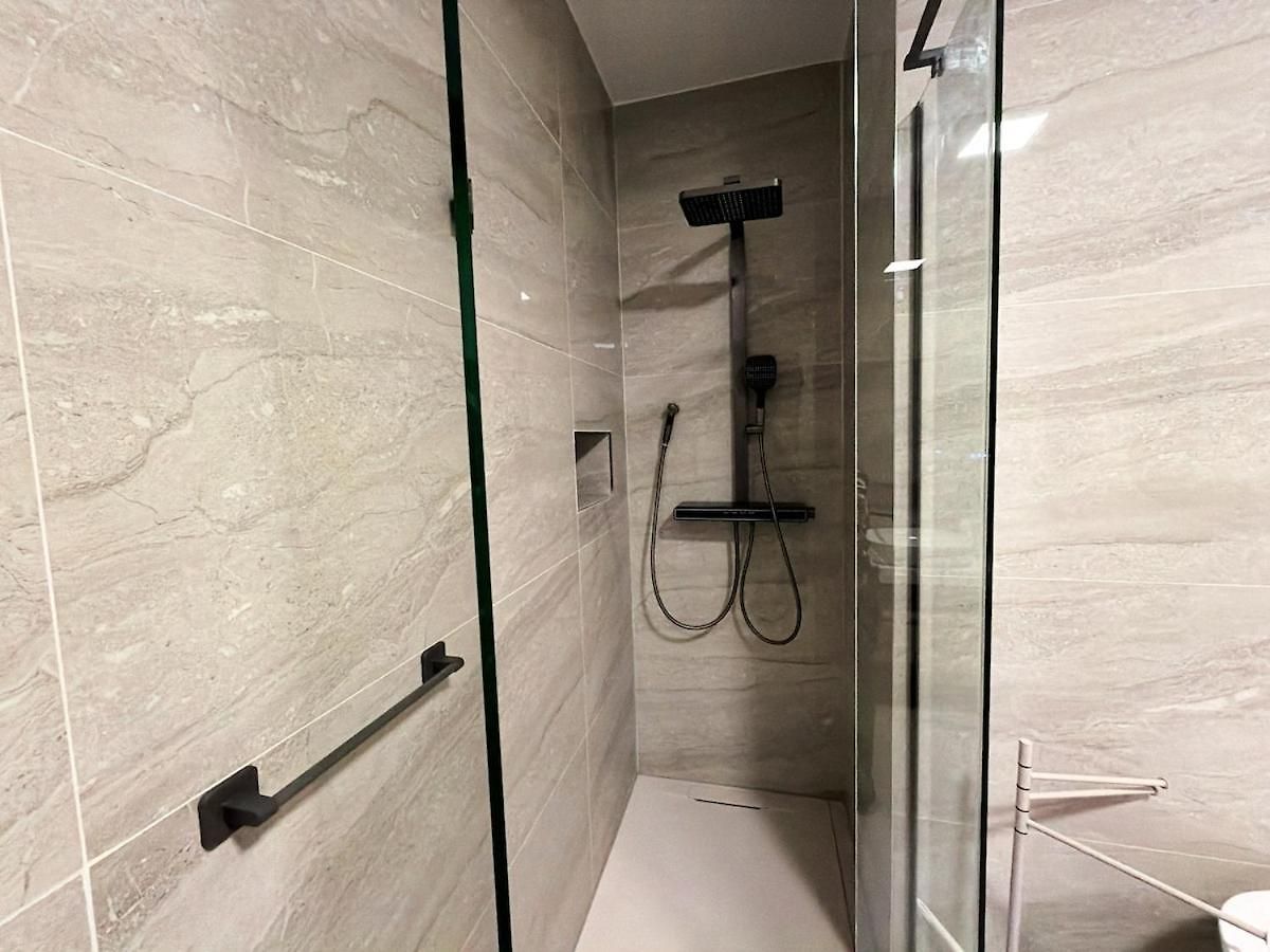 Bright & Stylish 2br Quiet Terrace Apartment *