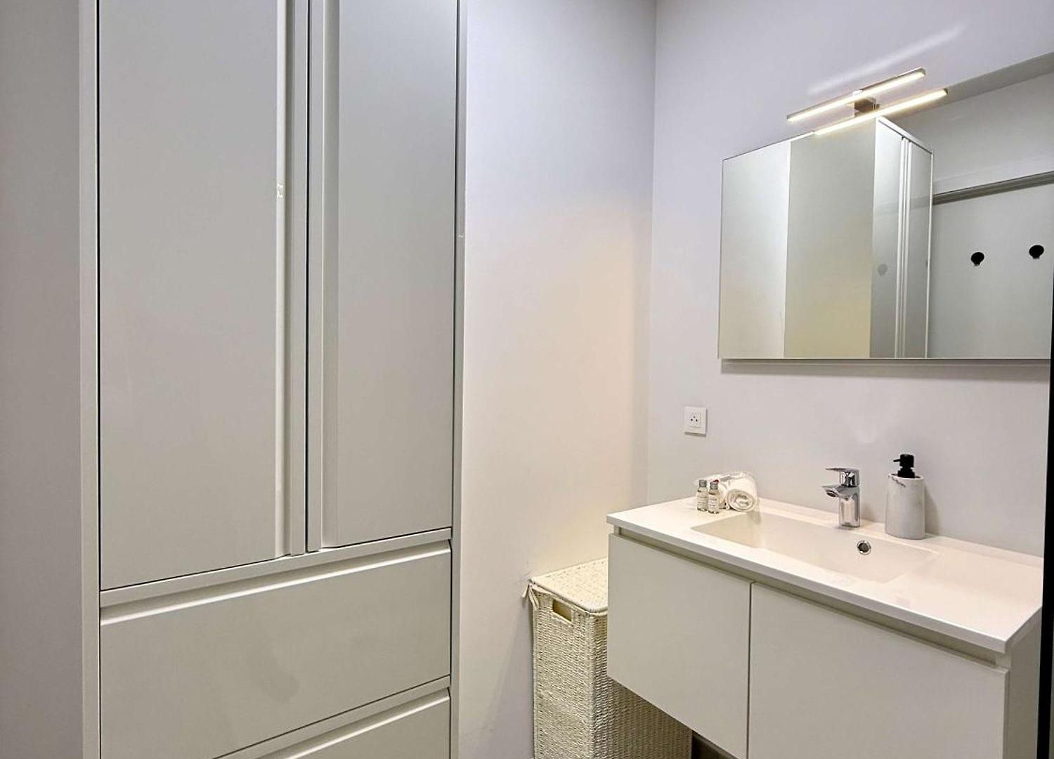 Apartment So Cosy And Modern 1bed & Gare Du Midi Dox Brussels