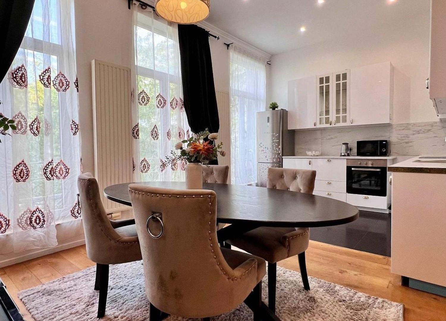 Apartment Family & Cosy For Up To 9 Guests Near Midi Station *