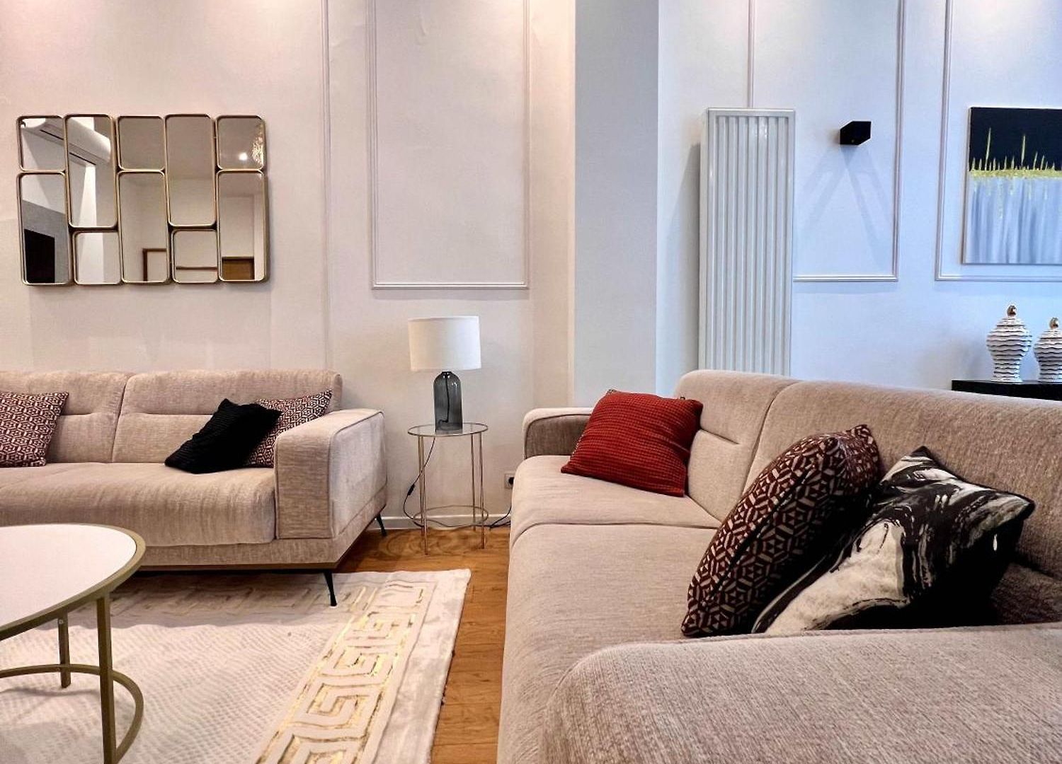 Family & Cosy For Up To 9 Guests Near Midi Station Apartment