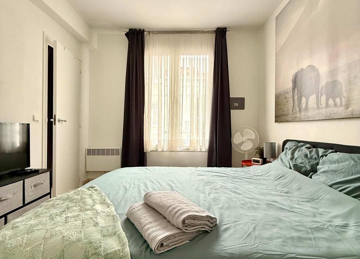 & Elegant Close To The European Parliament * Brussels