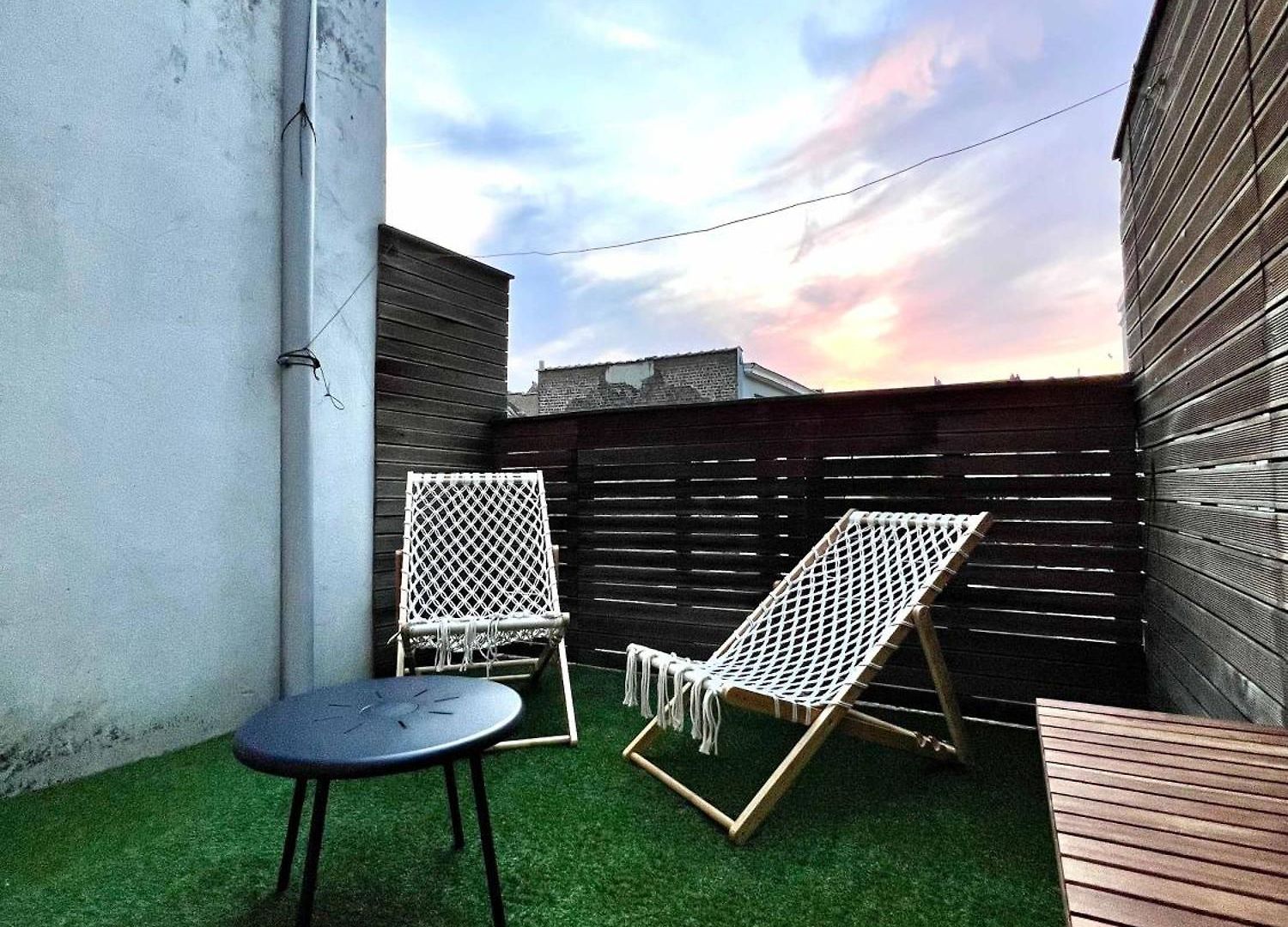 Family & Cosy For Up To 9 Guests Near Midi Station Apartment *
