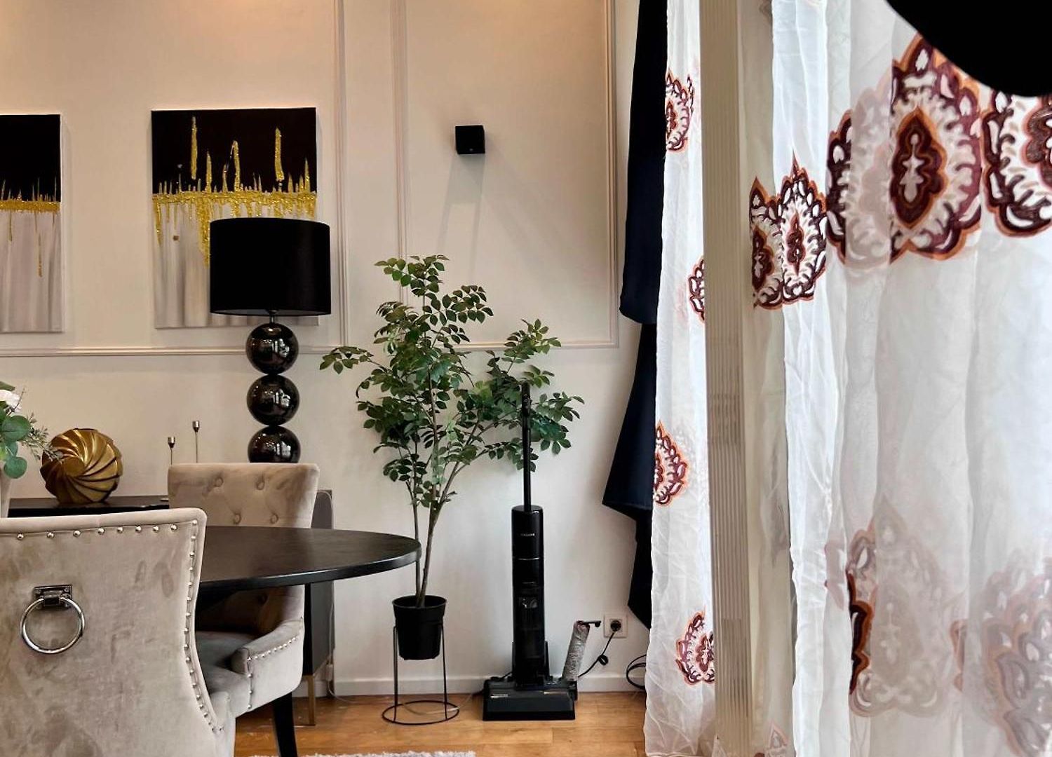Apartment Family & Cosy For Up To 9 Guests Near Midi Station Brussels
