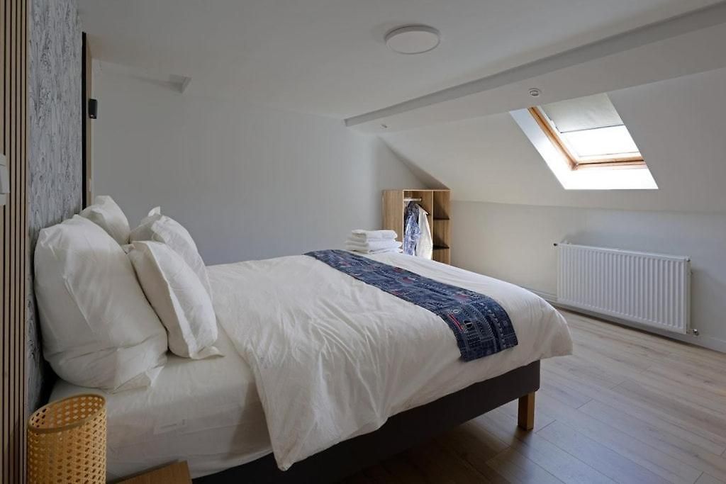 Apartment Cozy, Bright 2-bedroom Duplex In Brussels-laeken Brussels