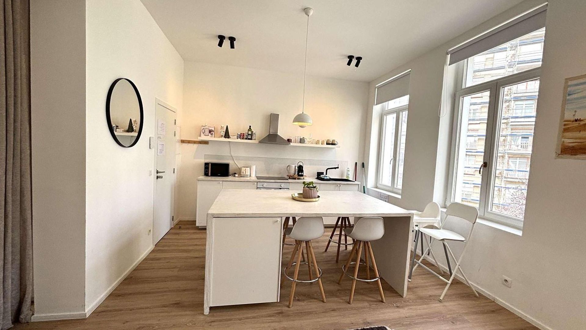 Stylish In Chatelain - Parking & Comfort *
