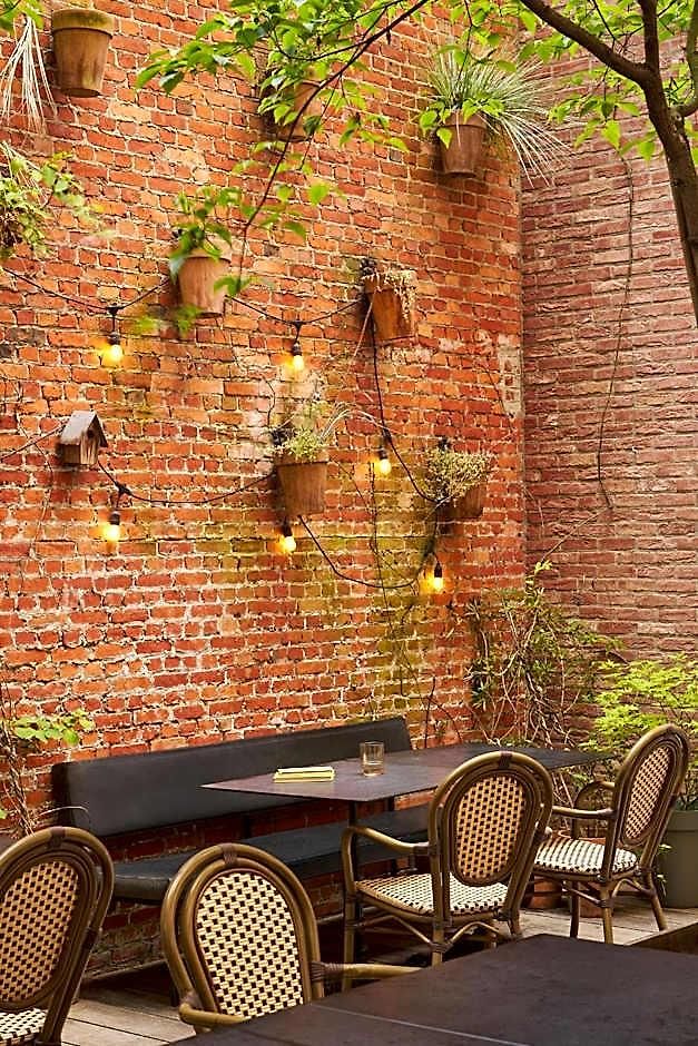 Hotel Latroupe Jardin Secret Brussels