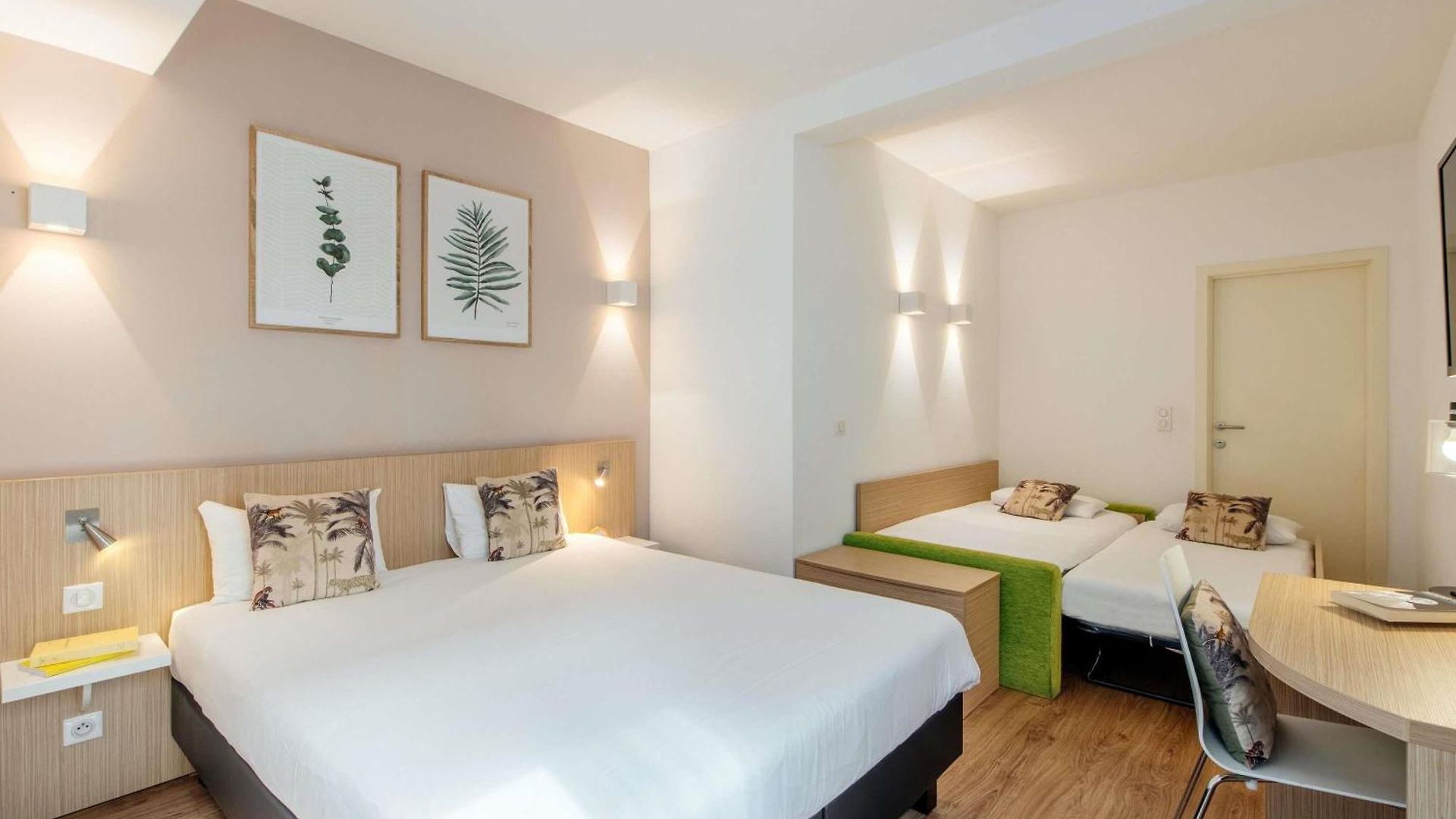 Adagio Access Europe 4*