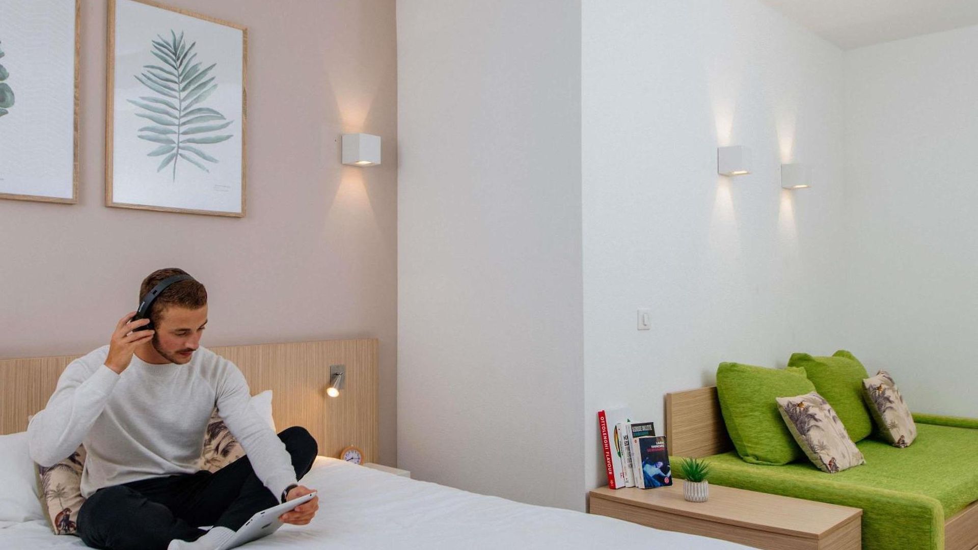 Adagio Access Europe Aparthotel 4*