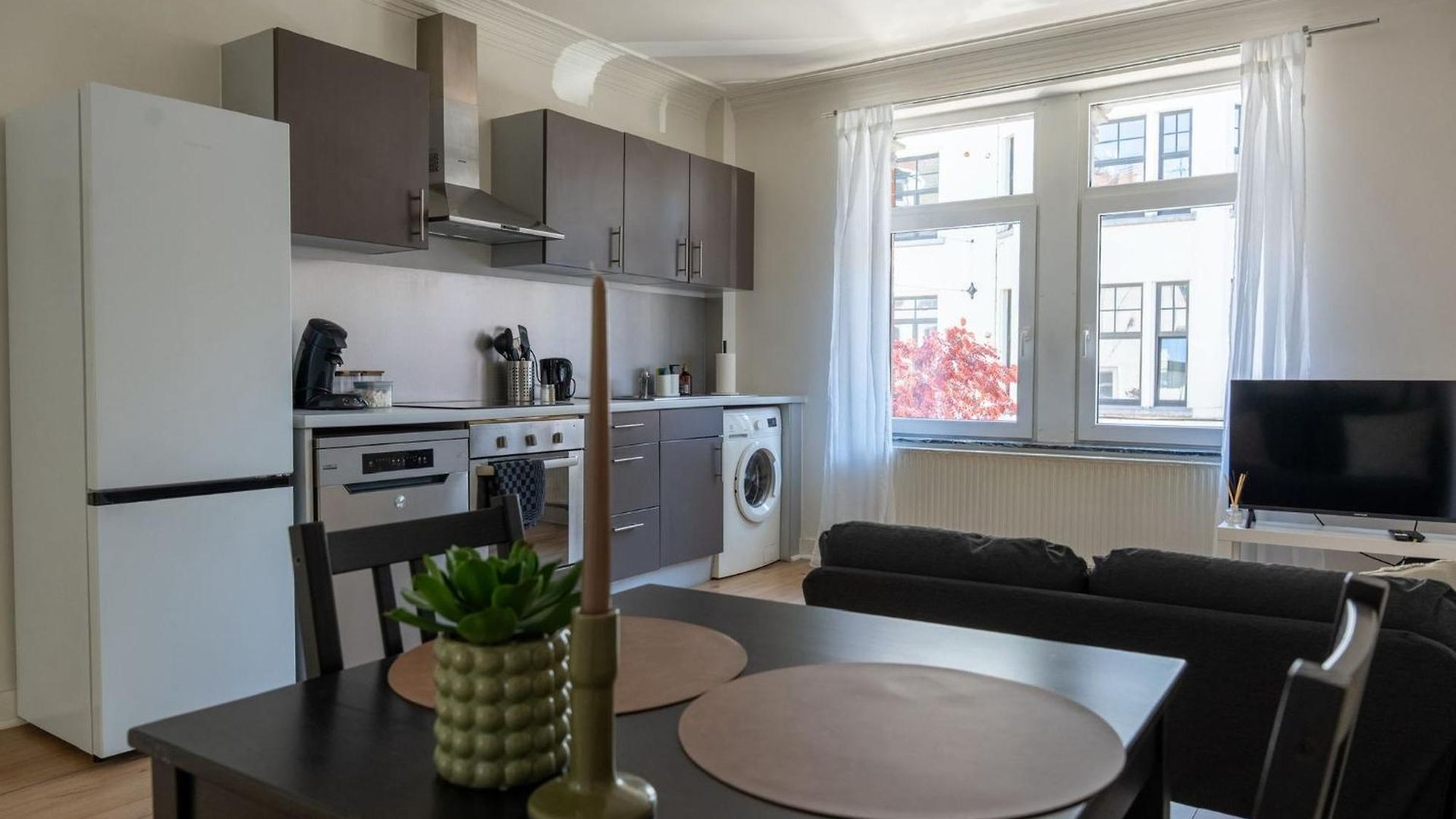 Cozy Et A Ixelles Apartment