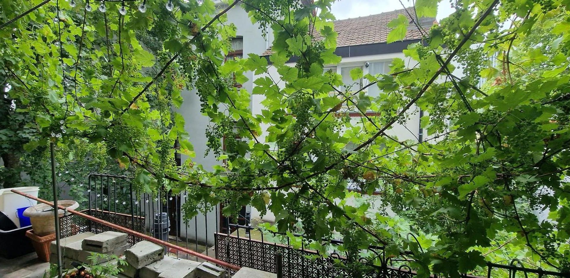 Professionally Designed In Saint-josse-ten-noode Apartment Brussels