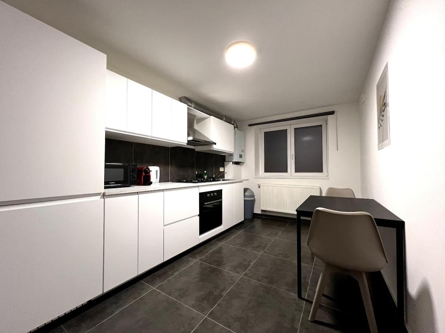 Charming Uccle - 1 Bedroom Apartment *
