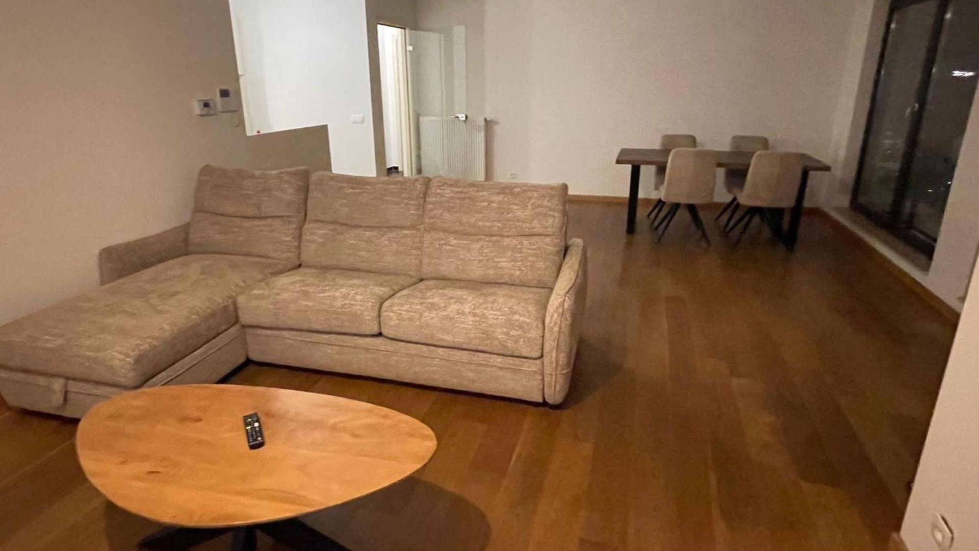 Modern Spacious 76M Apartment, 2 Sunny Terraces, Free Parking, Fast Wi-Fi, Near Brussels North Station & Tour Taxi