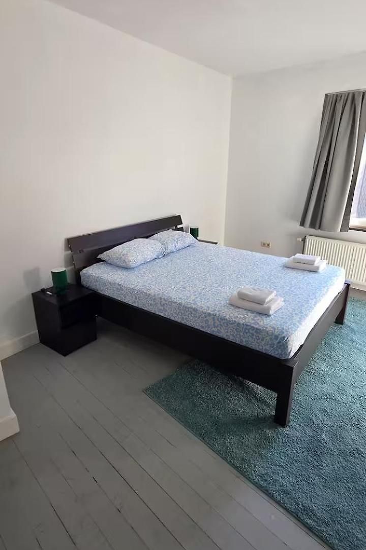 Family House 5br House 3ba Terrace Center Villa *