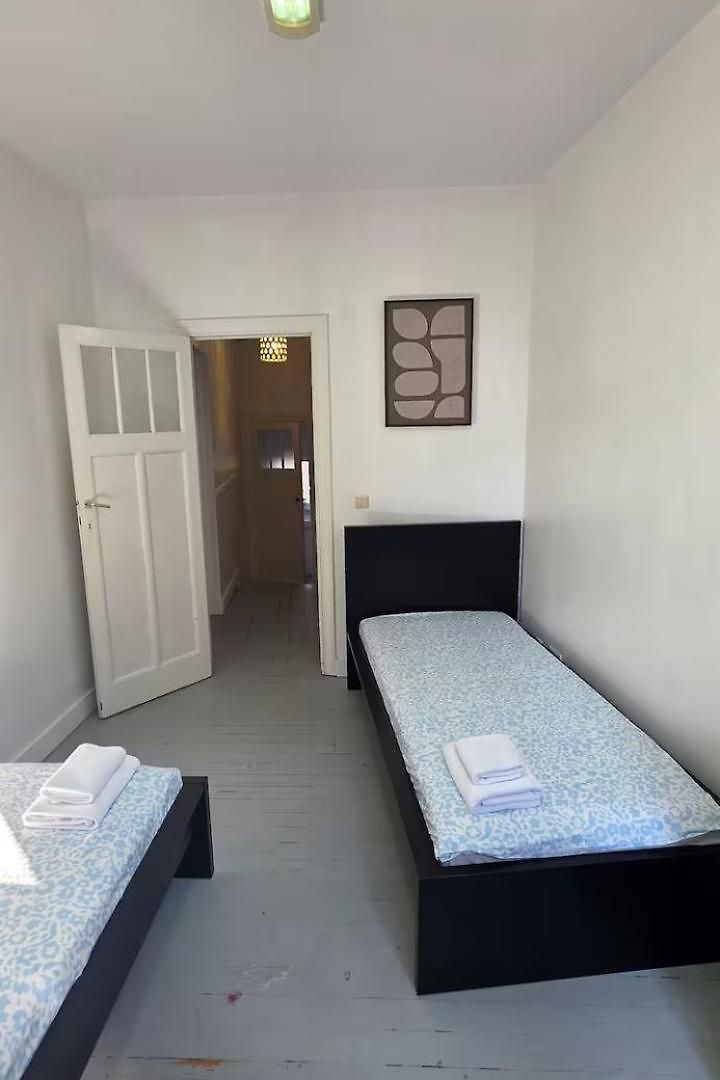 Villa Family House 5br House 3ba Terrace Center *
