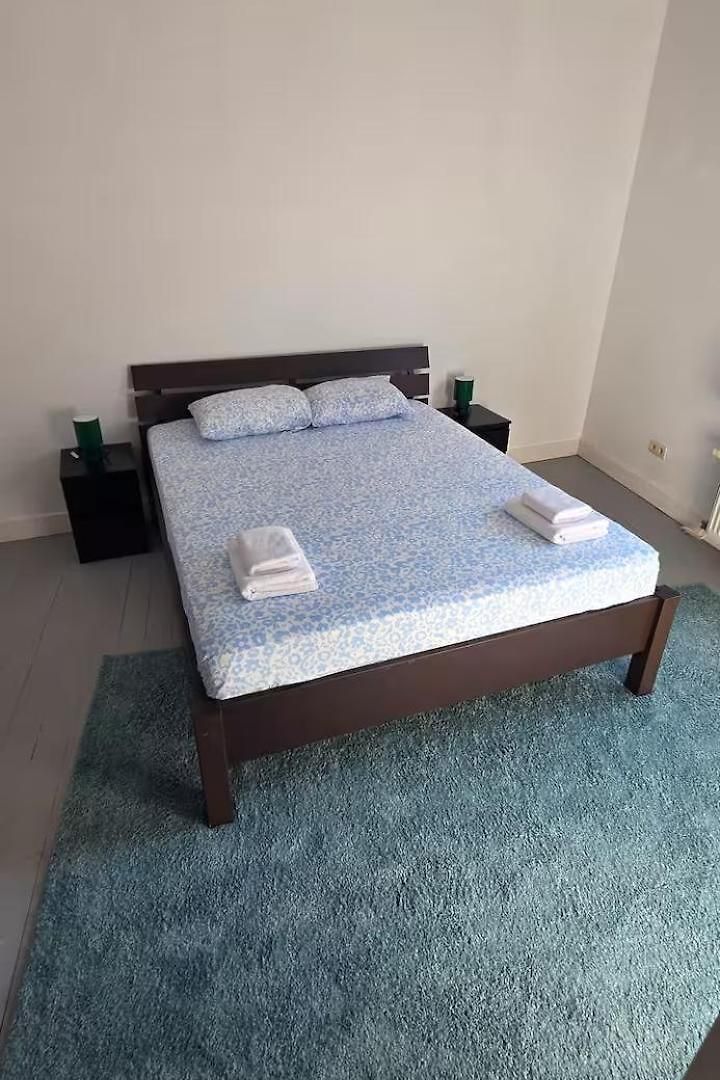 Villa Family House 5br House 3ba Terrace Center *