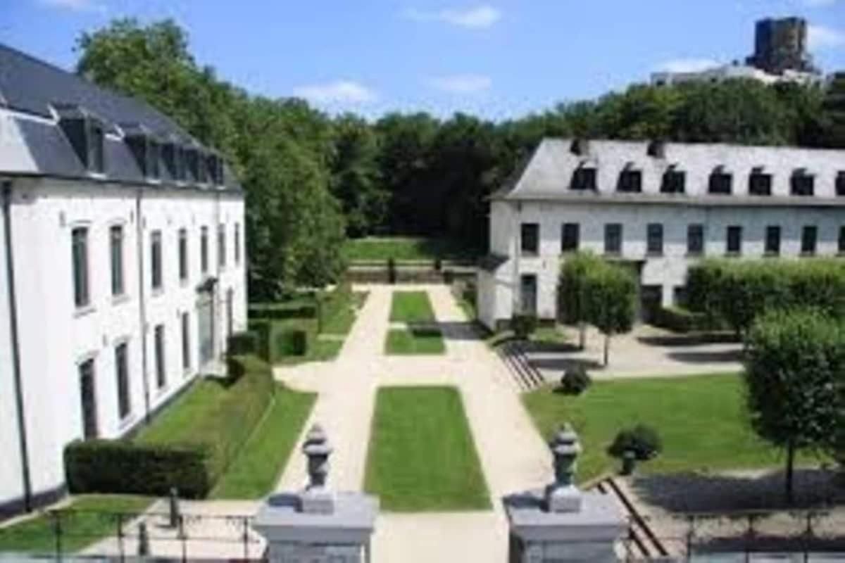 Apartment Promo! ! ! Lovely 2-bedroom In Ixelles
