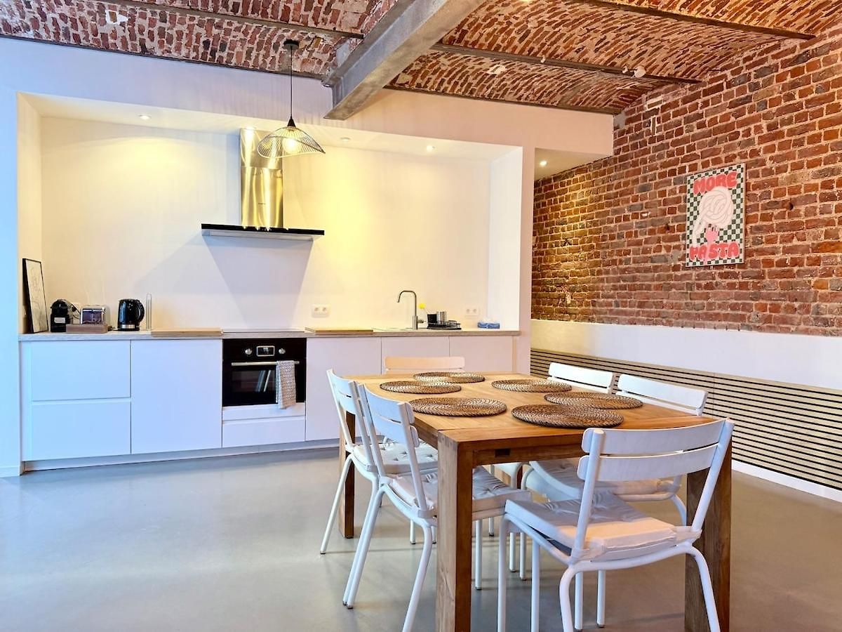 Quiet Loft With Terrace