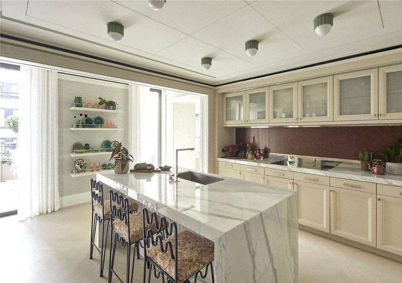 Apartment With Pool, Gym And *
