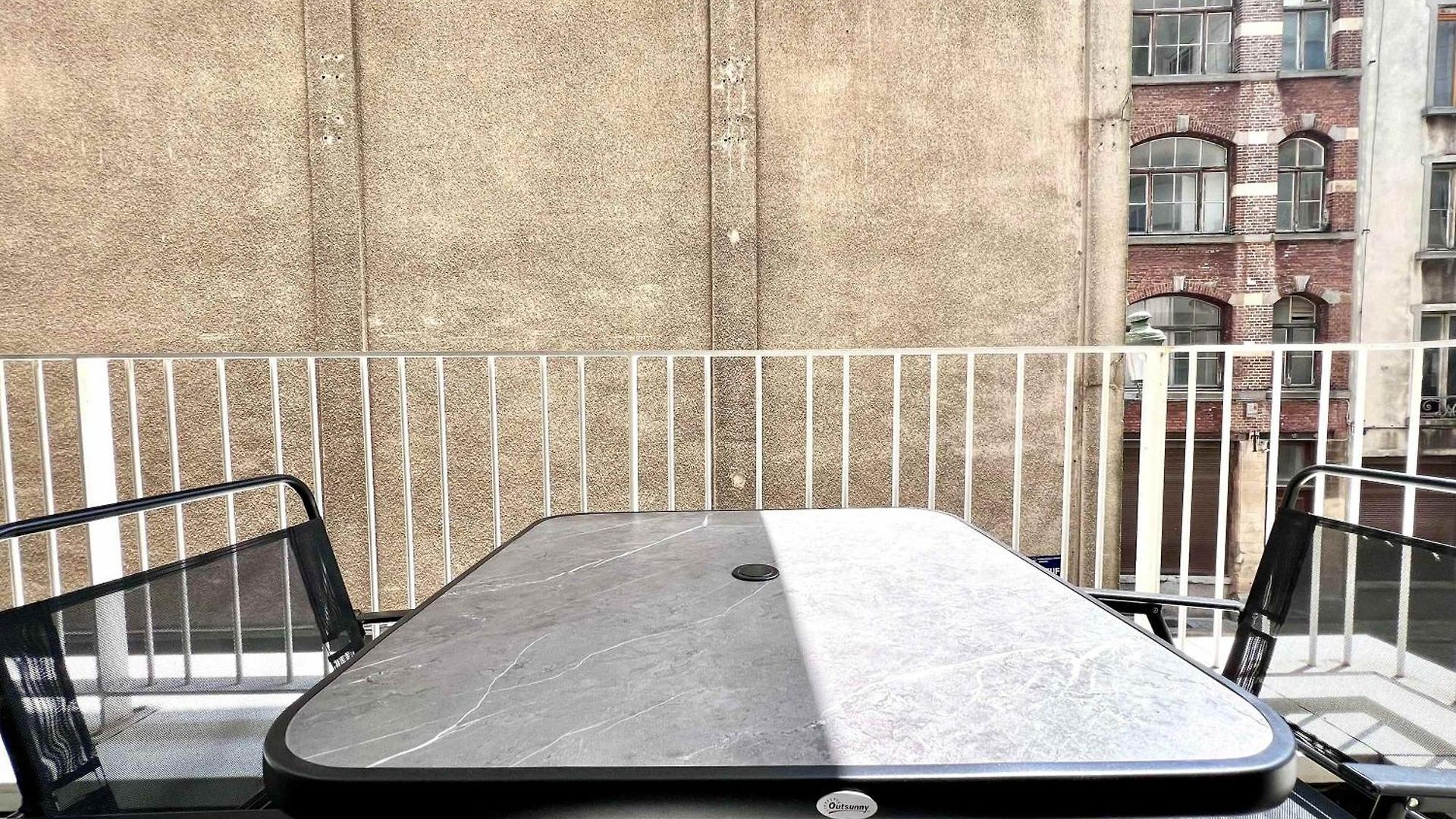 Lovely And Cosy With Balcony By Grand Place For 4 * Brussels