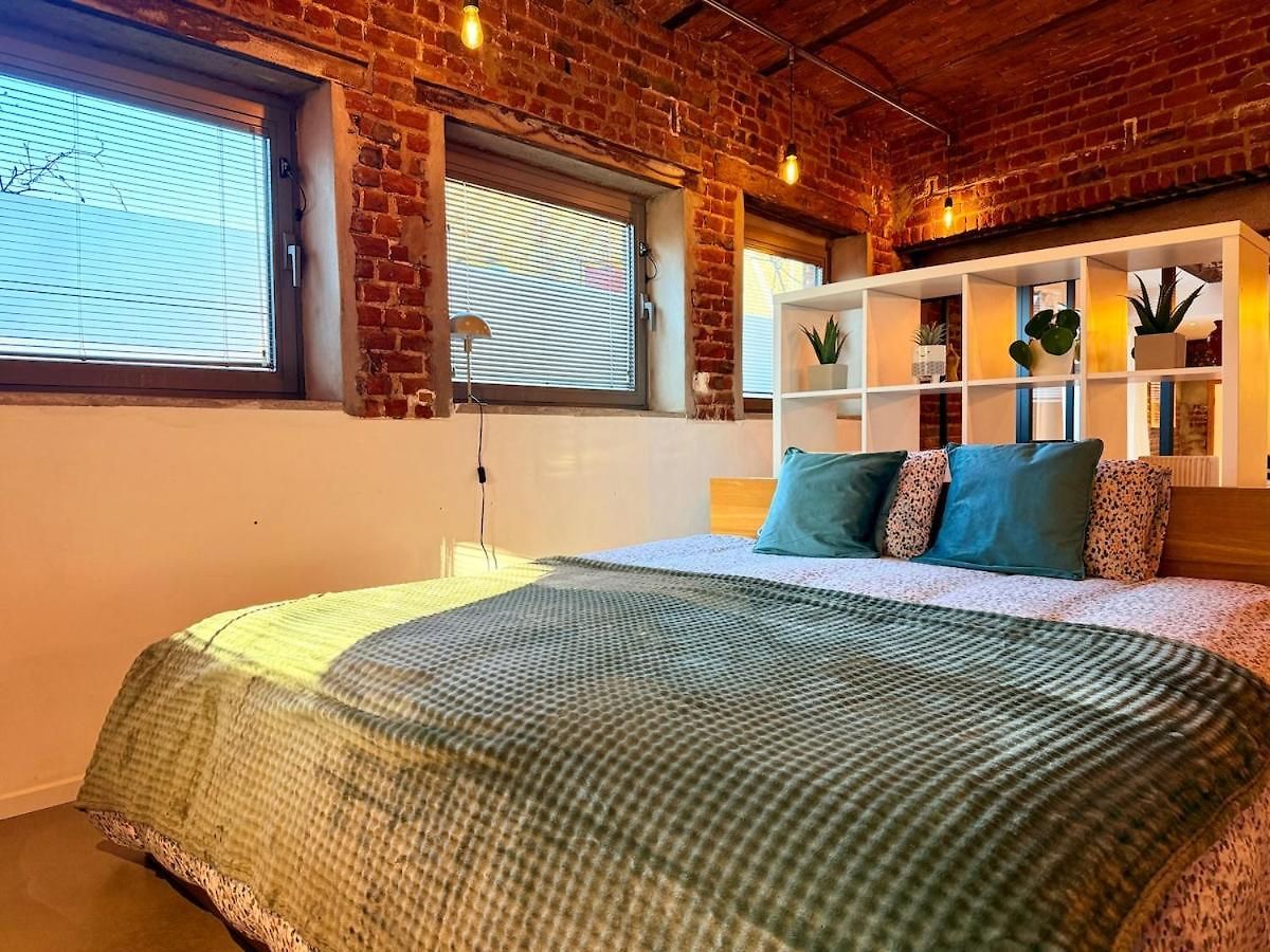 Quiet Loft With Terrace