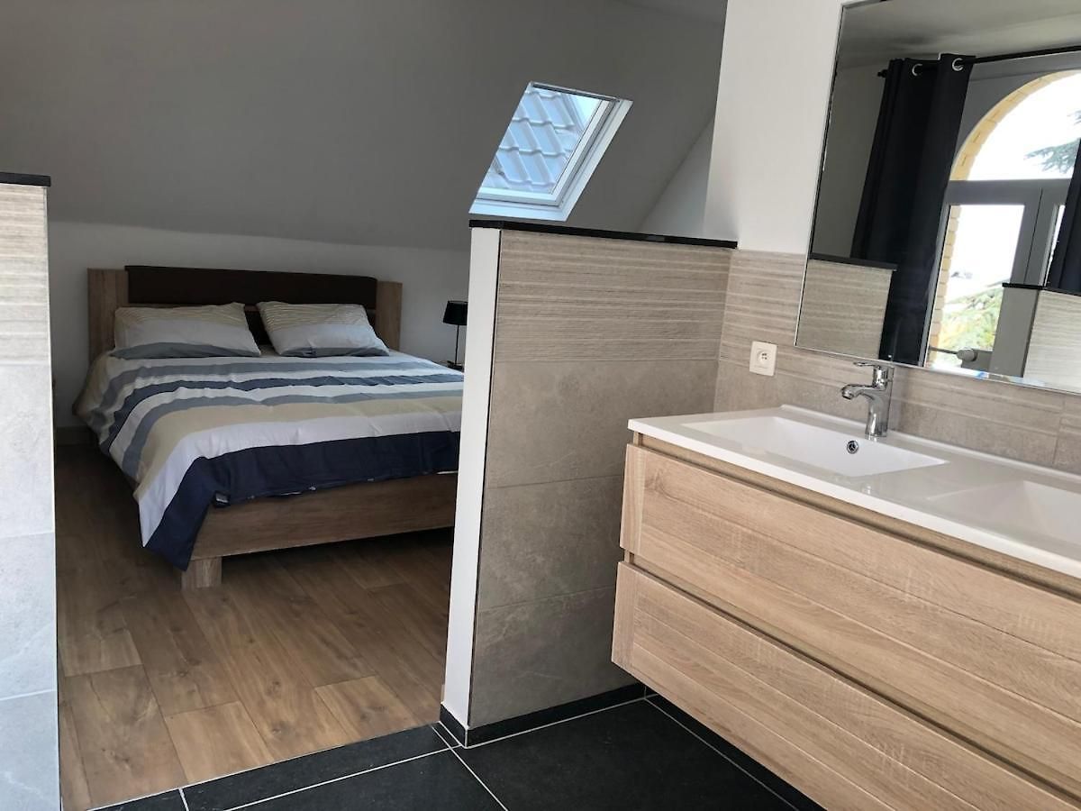 Spacious In An Authentic Mansion *